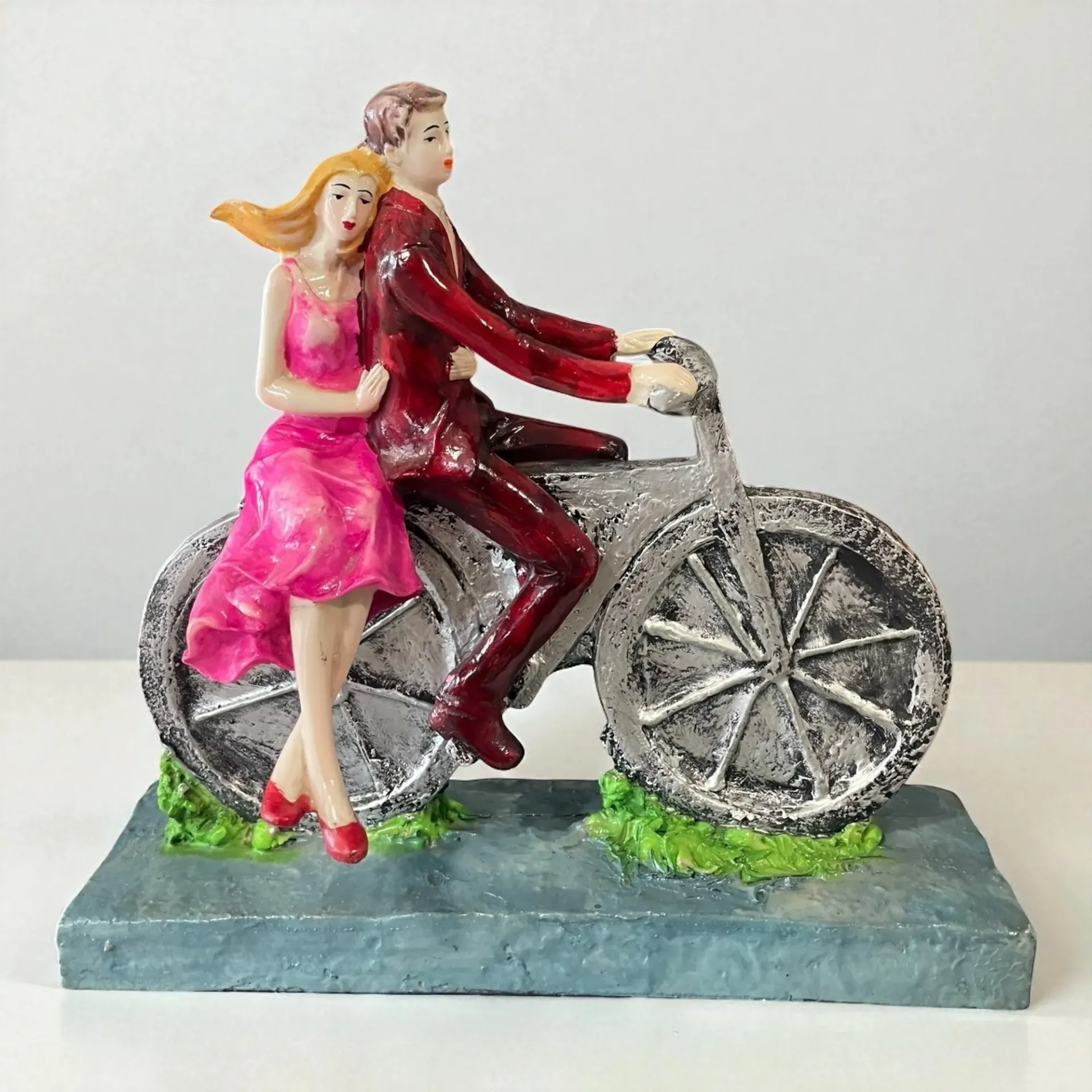 (H)Cycle Couple