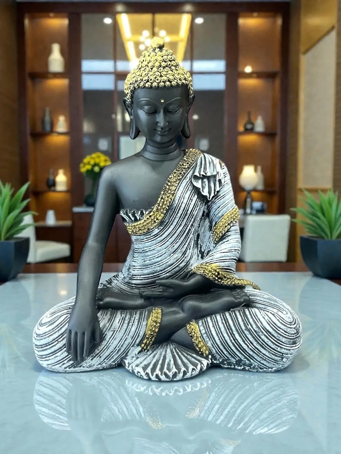 Buddha Decent Grey